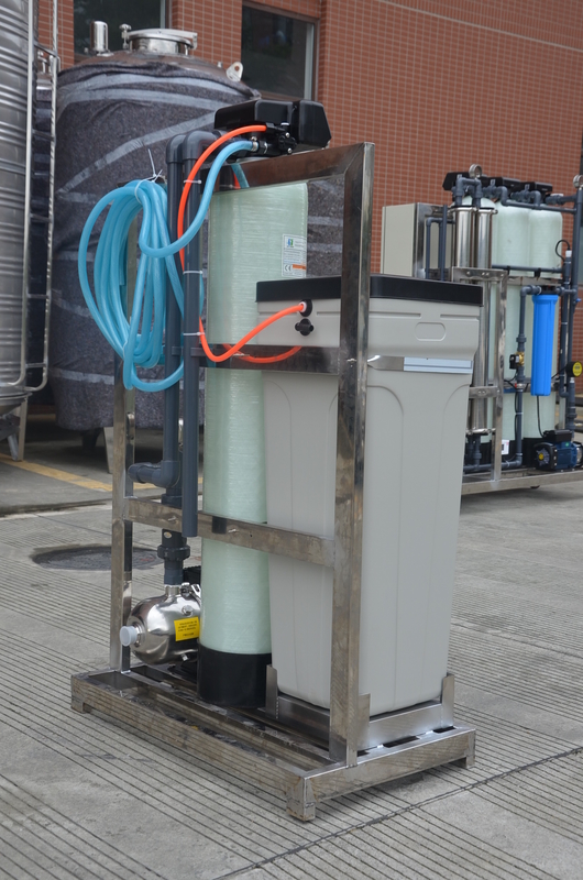 FRP Tank Sand Carbon Filter Water Softener System Manual / Automatic Control